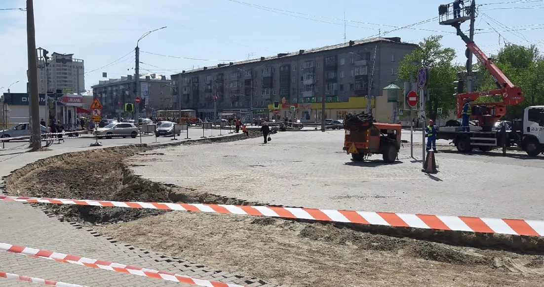 Итоги первого вечернего часа пик в районе моста на Новом рынке подвели в Барнауле